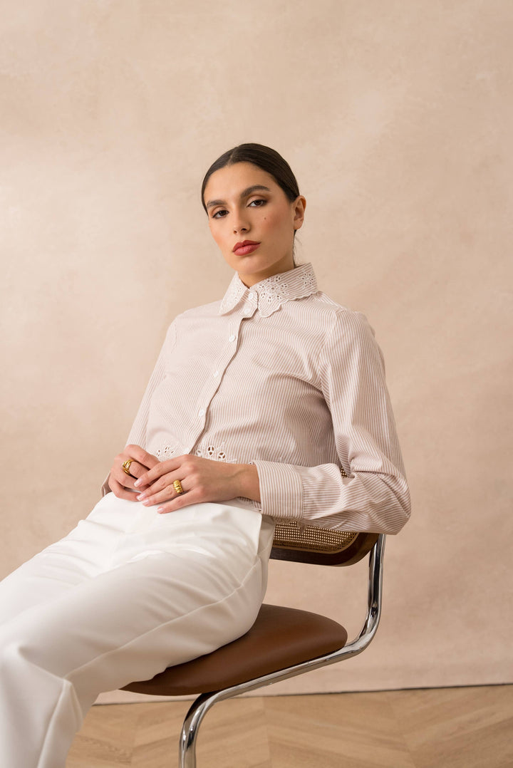 Camicia a Righe con Ricami