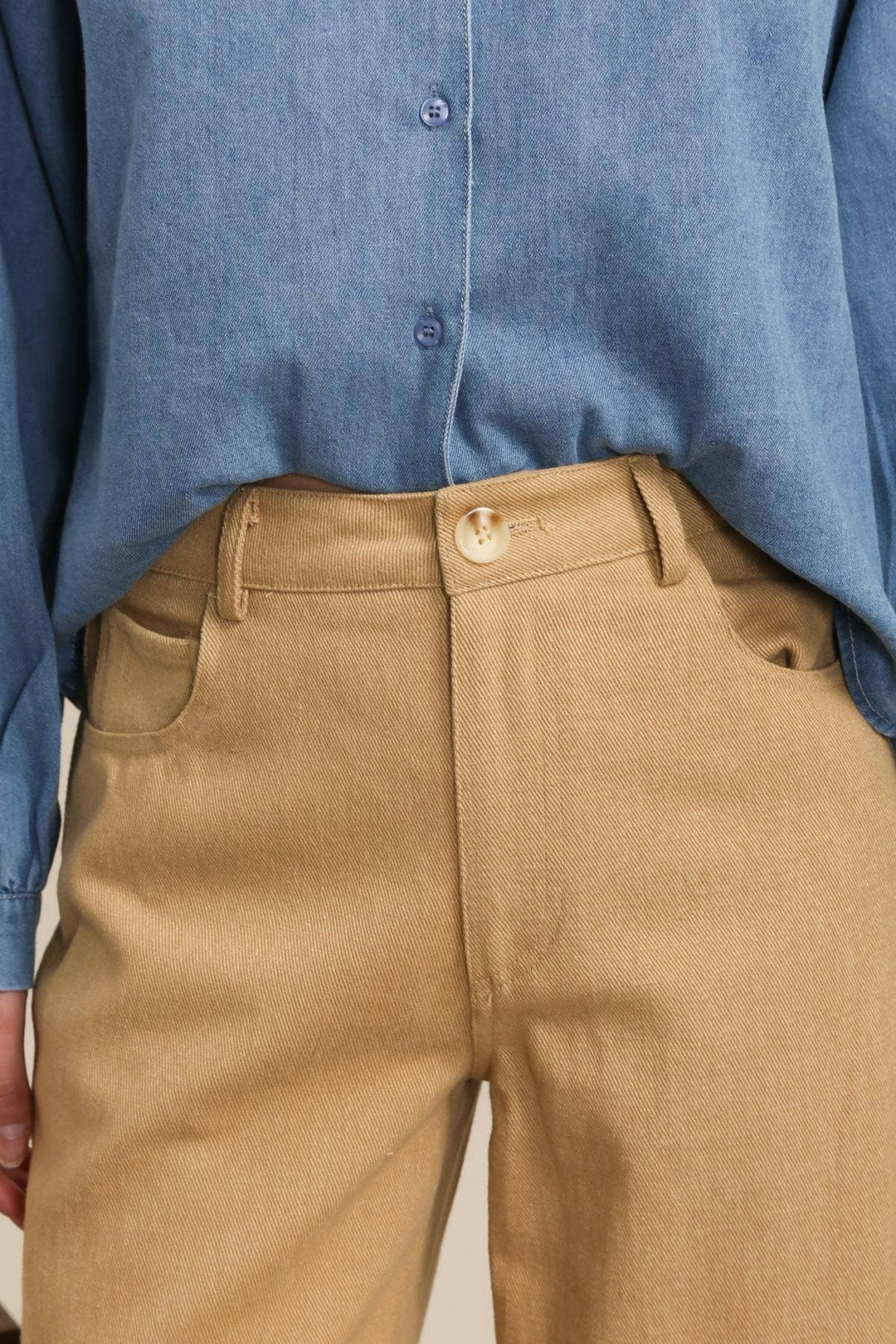 Pantaloni a Gamba Ampia con Risvolto