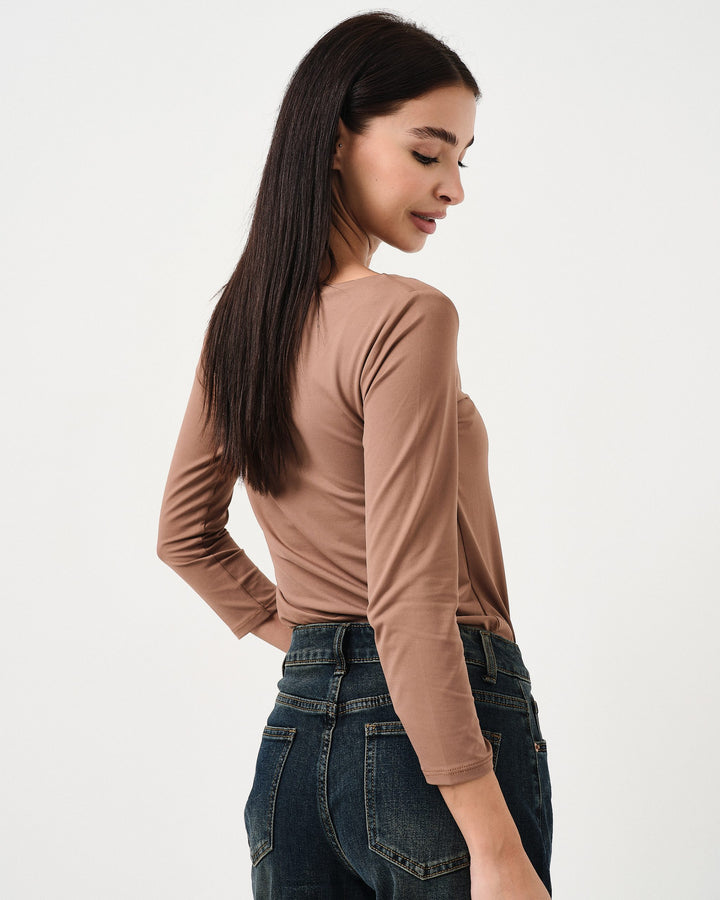 Maglia slim fit in lycra