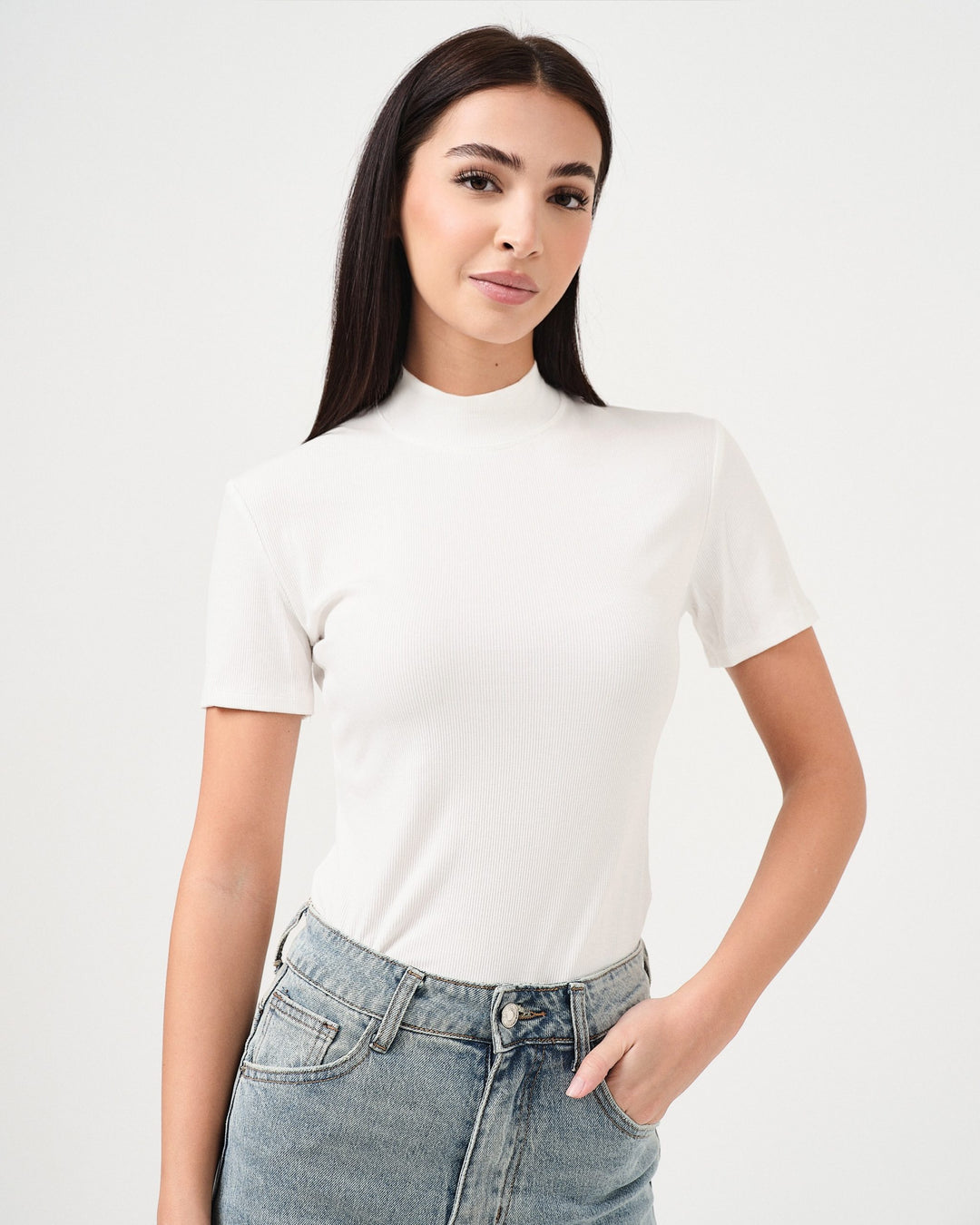 T-shirt a lupetto elasticizzata