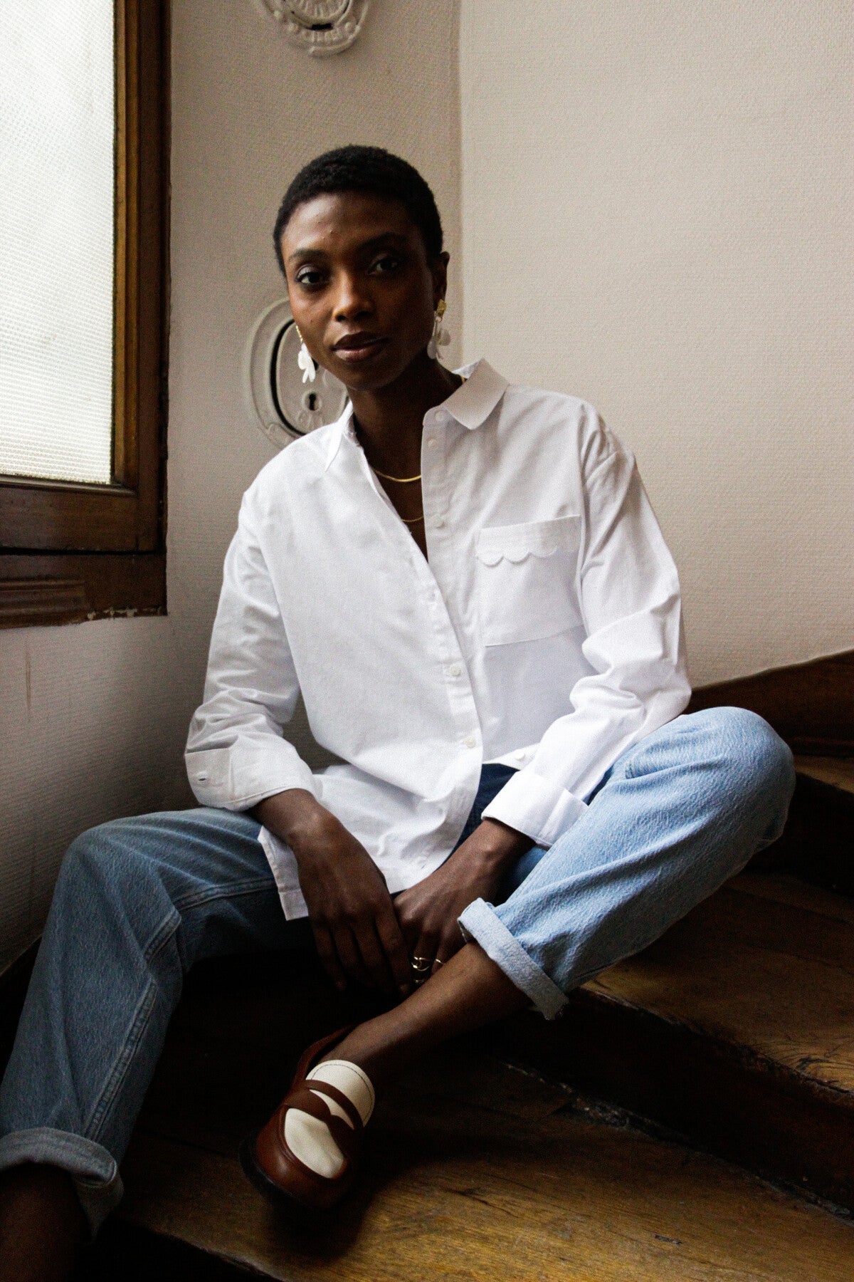 Camicia Bianca con Tasca Ricamata