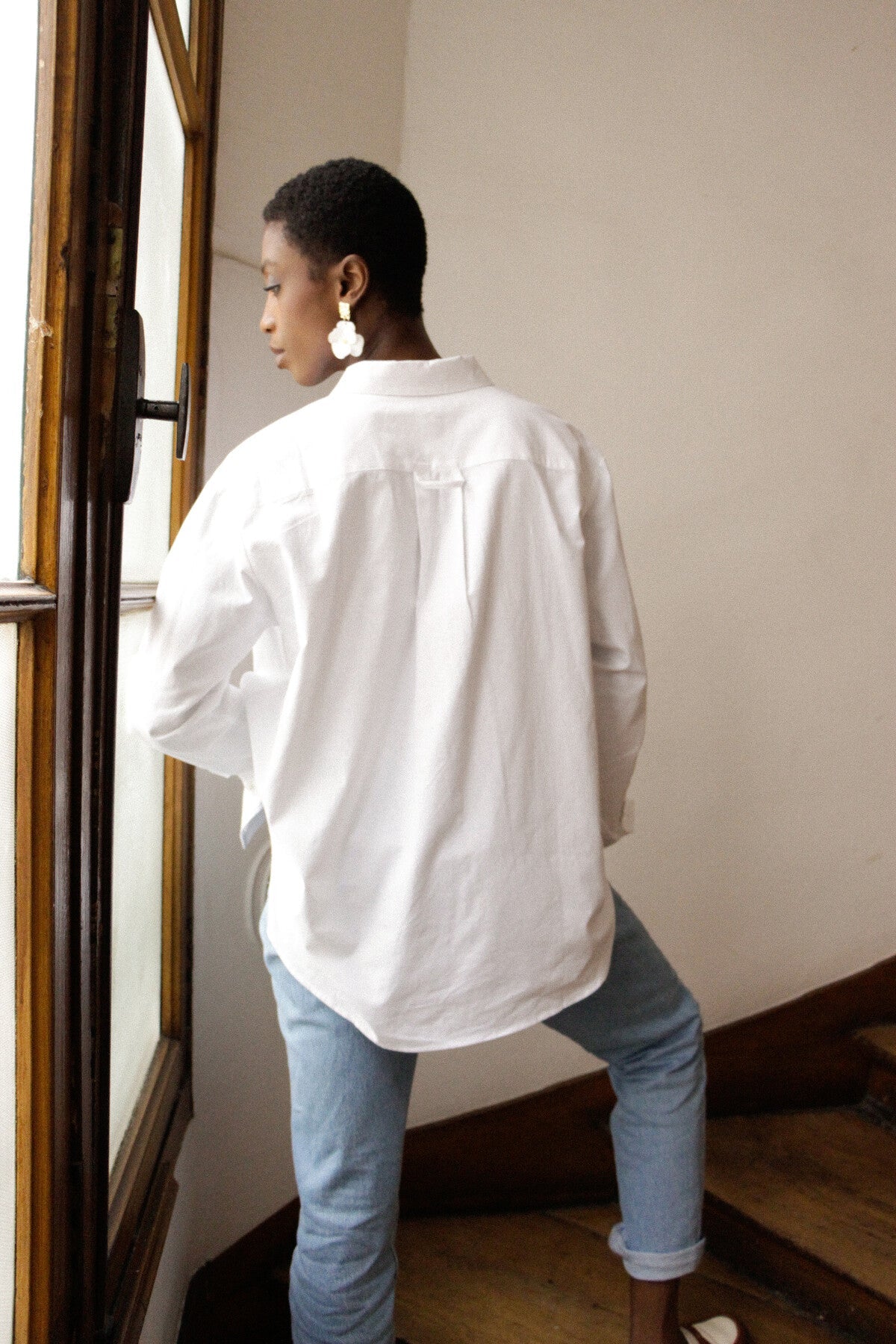Camicia Bianca con Tasca Ricamata