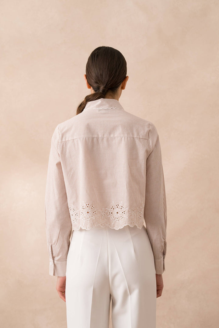 Camicia a Righe con Ricami